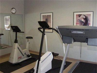 Express & Minneapolis-downtown Convention Center By Ihg Hotel 3*