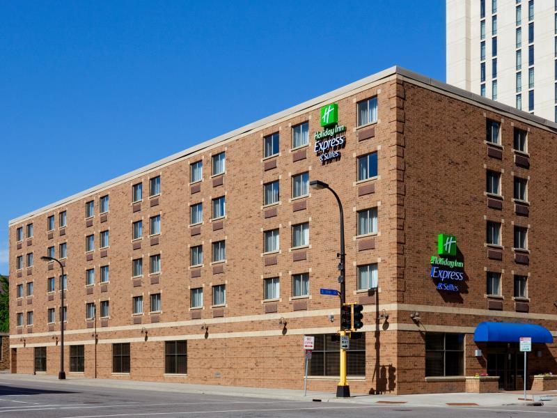 Hotel Express & Minneapolis-downtown Convention Center By Ihg 3*