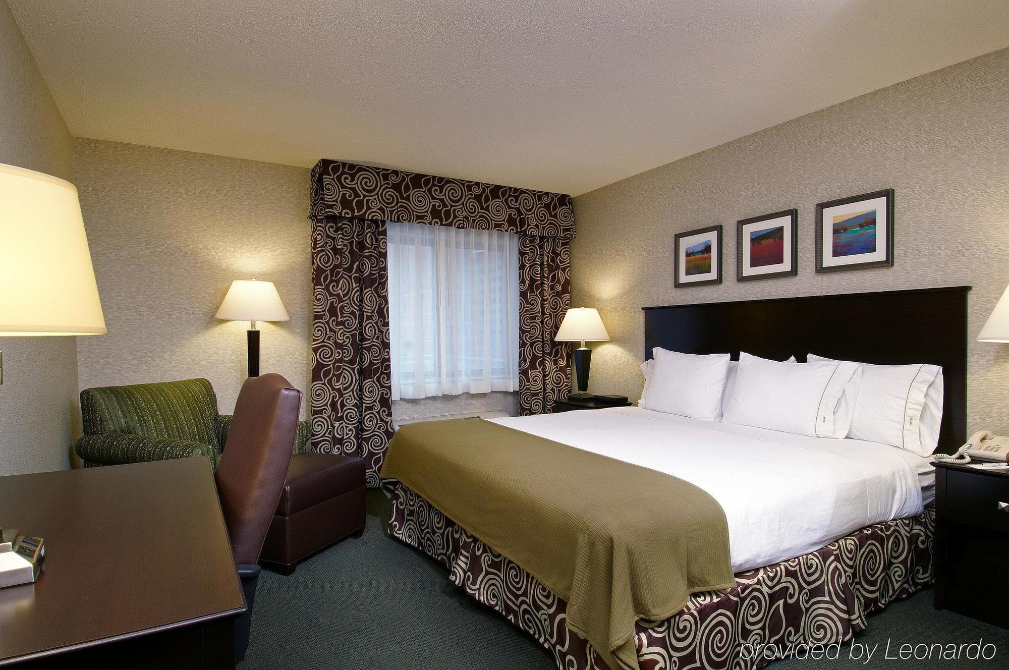 Hotel Express & Minneapolis-downtown Convention Center By Ihg 3*