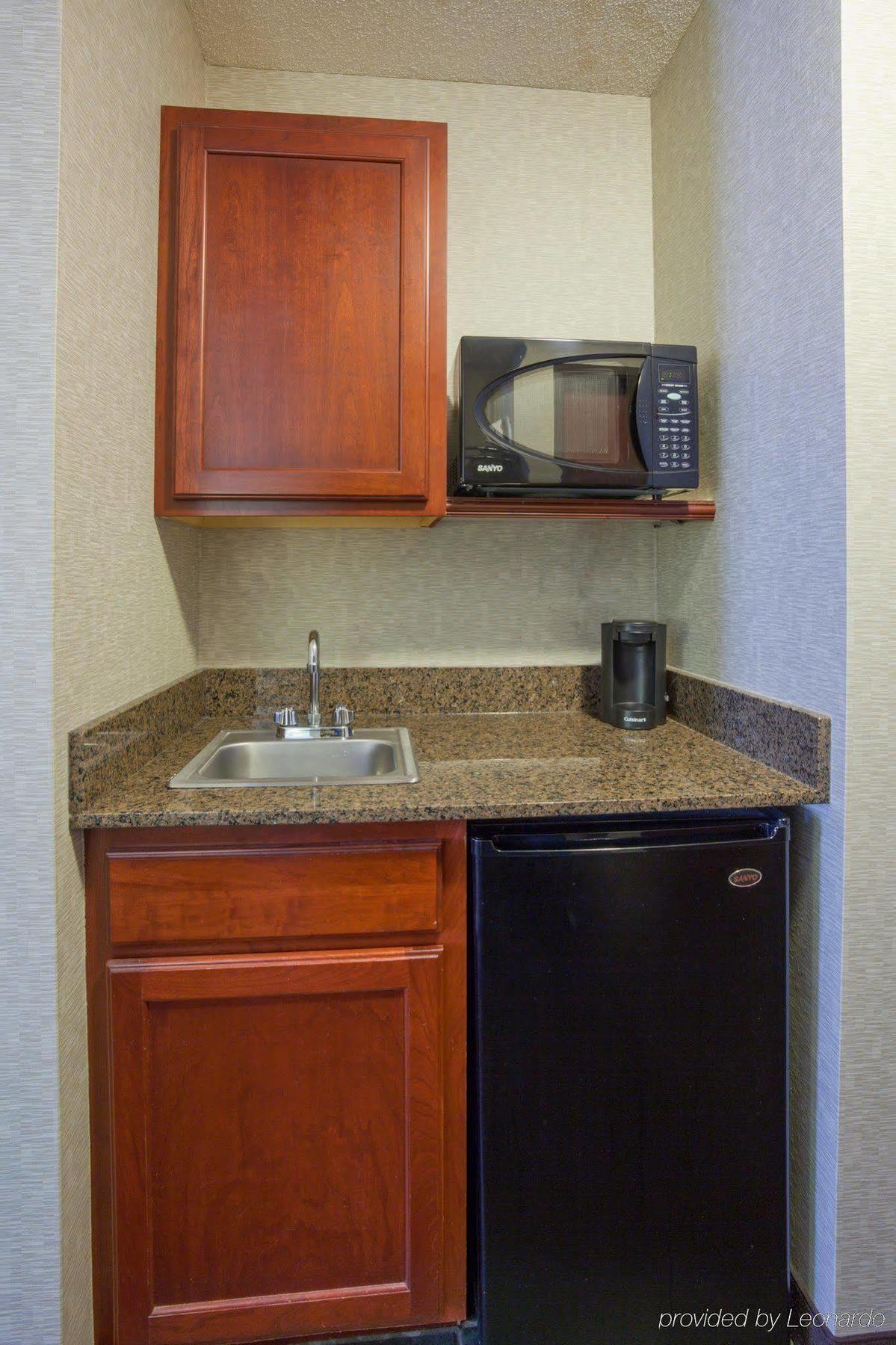 Hotel Express & Minneapolis-downtown Convention Center By Ihg 3*