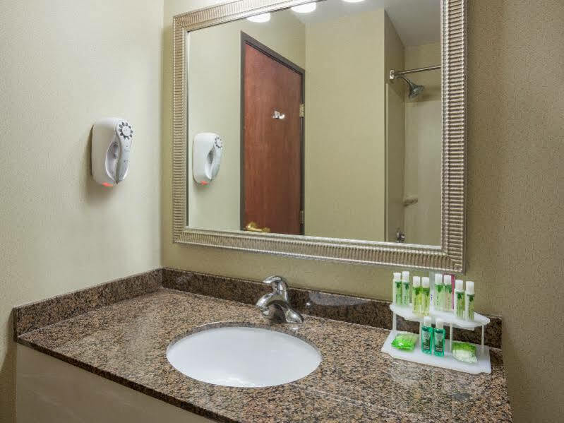Hotel Express & Minneapolis-downtown Convention Center By Ihg