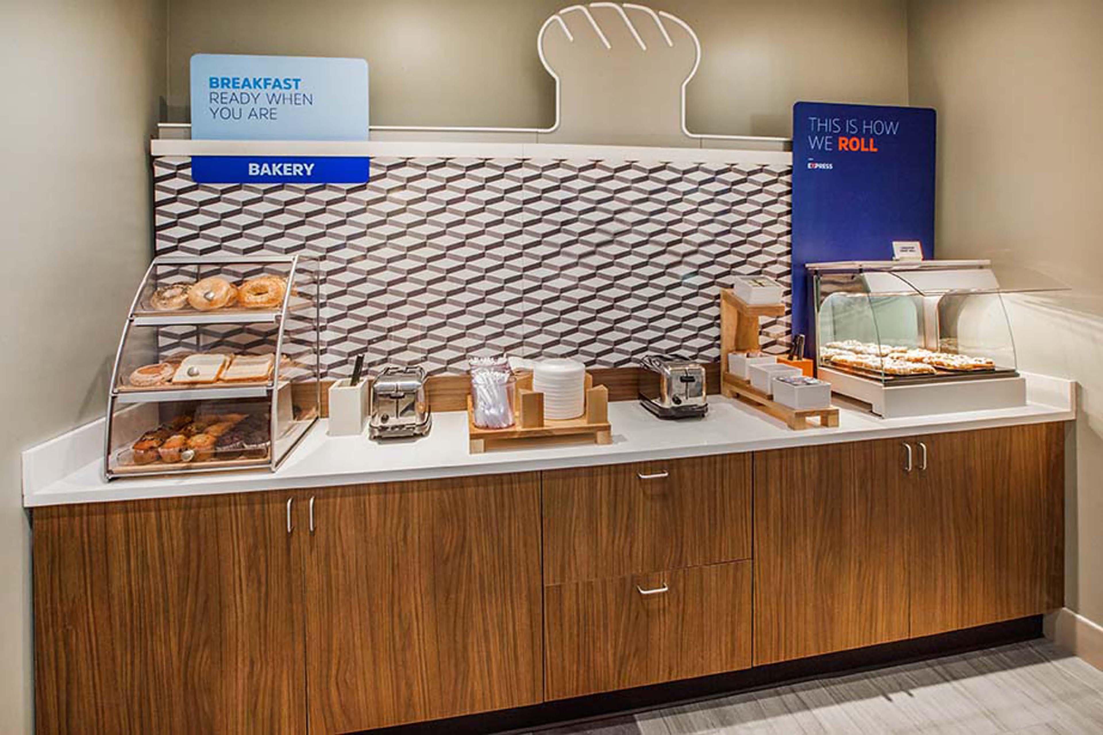 Express & Minneapolis-downtown Convention Center By Ihg
