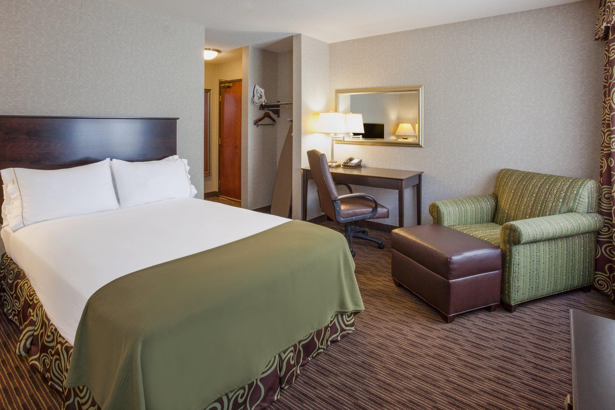 Hotel Express & Minneapolis-downtown Convention Center By Ihg Minneapolis